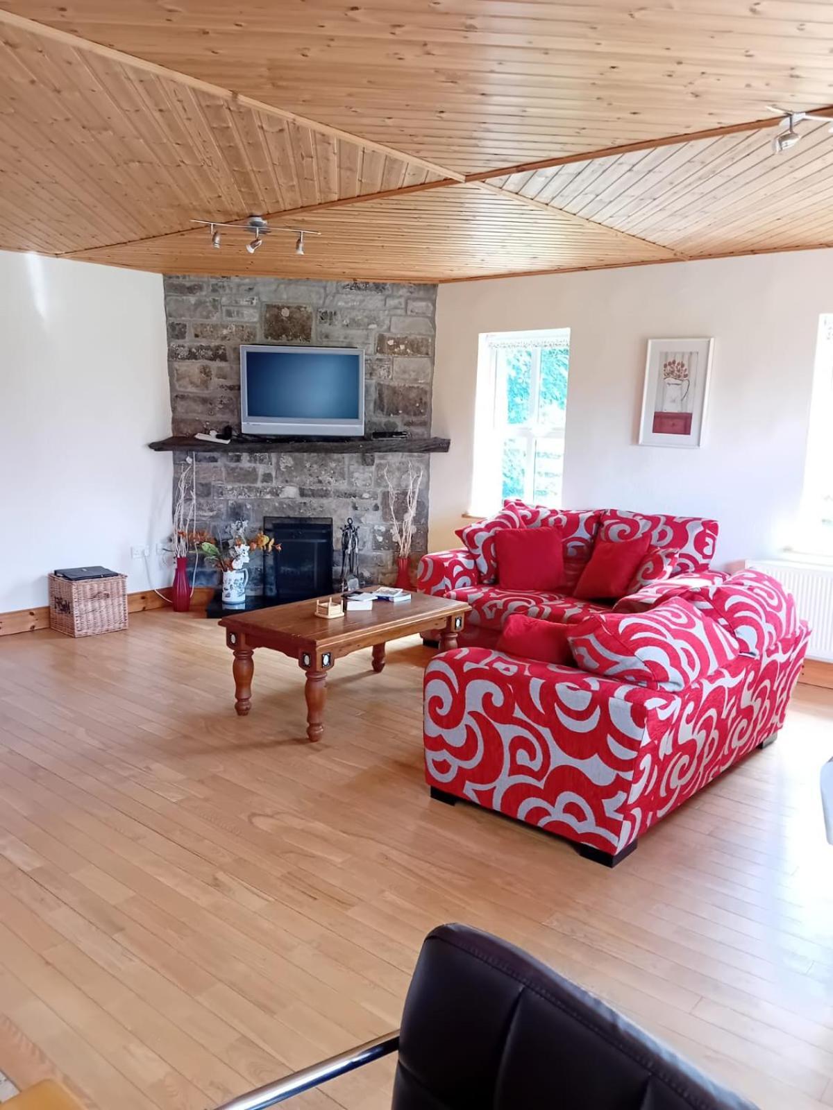 Katy Kellys Countryside Self Catering Cottage Roscommon Buitenkant foto